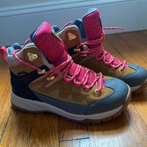 Icepeak Wynne mid-cut shoes for women outdoor boots size EUR40 US9